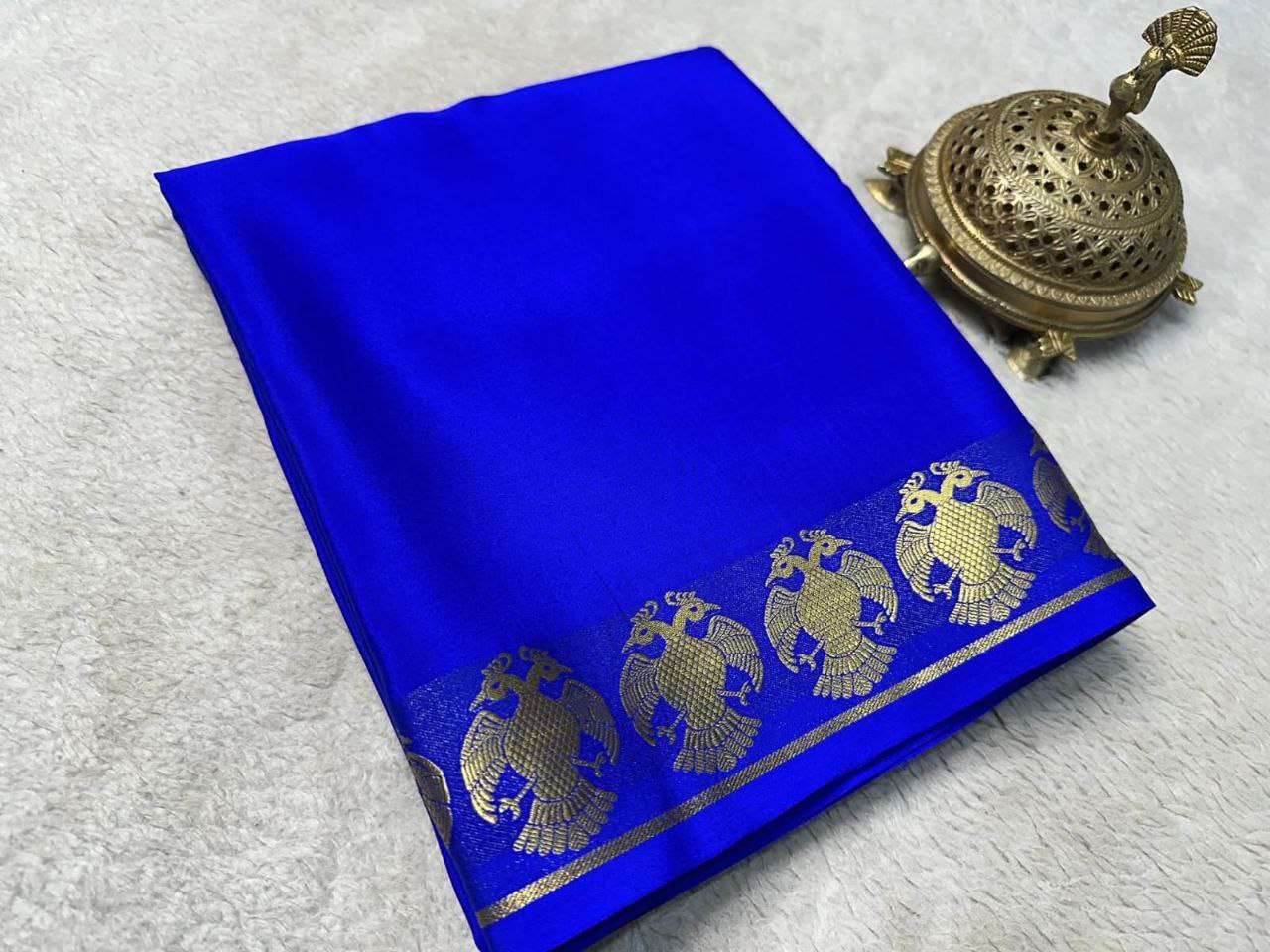 Pure VISCOSE silk 5/5  Peacock  Fancy Border Saree - Medium Blue