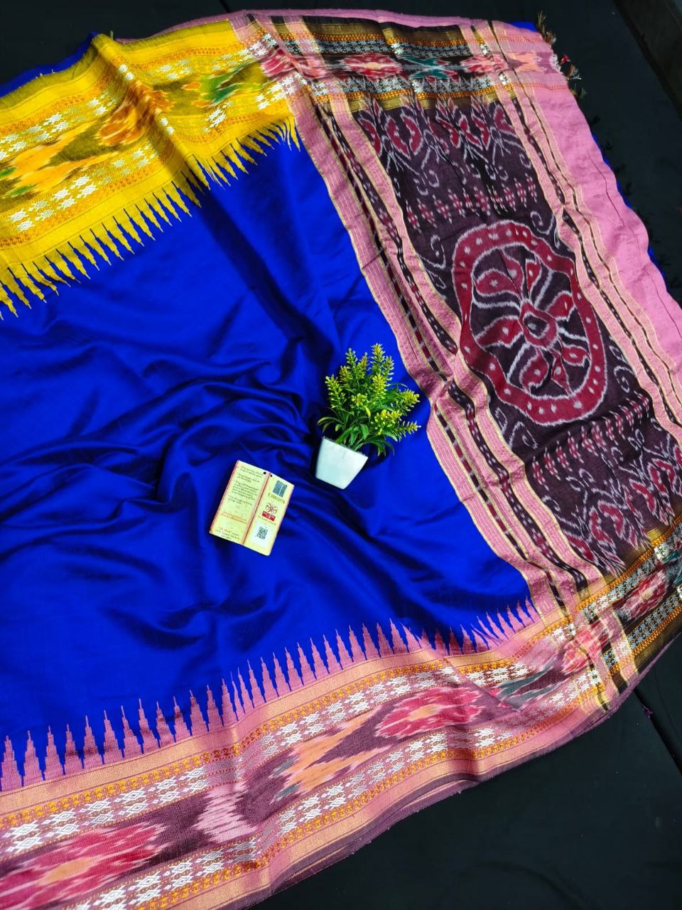 POCHAMPALLI DESIGNER Printed & DOLLA  SILK FABRIC SAREE - Blue Magenta