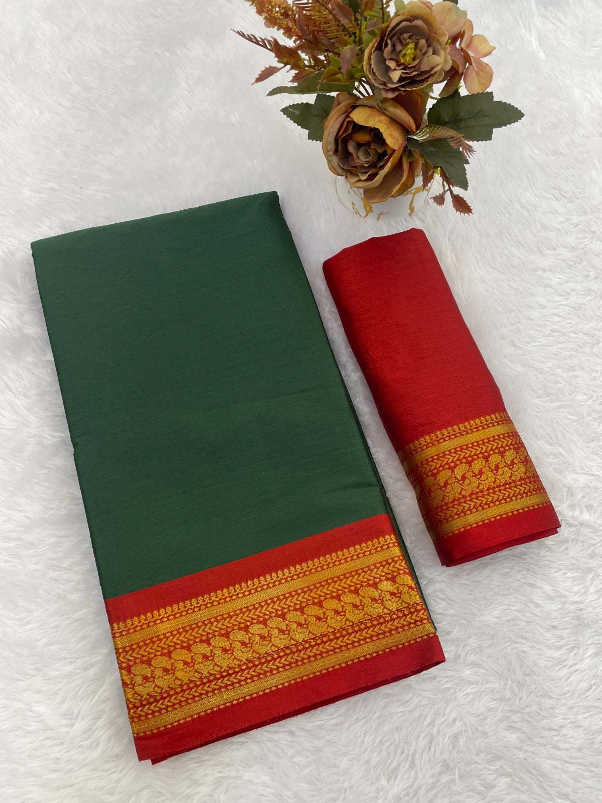 Designer Aura Cotton Saree with Elegant Chitt Pallu & Matching Blouse Piece