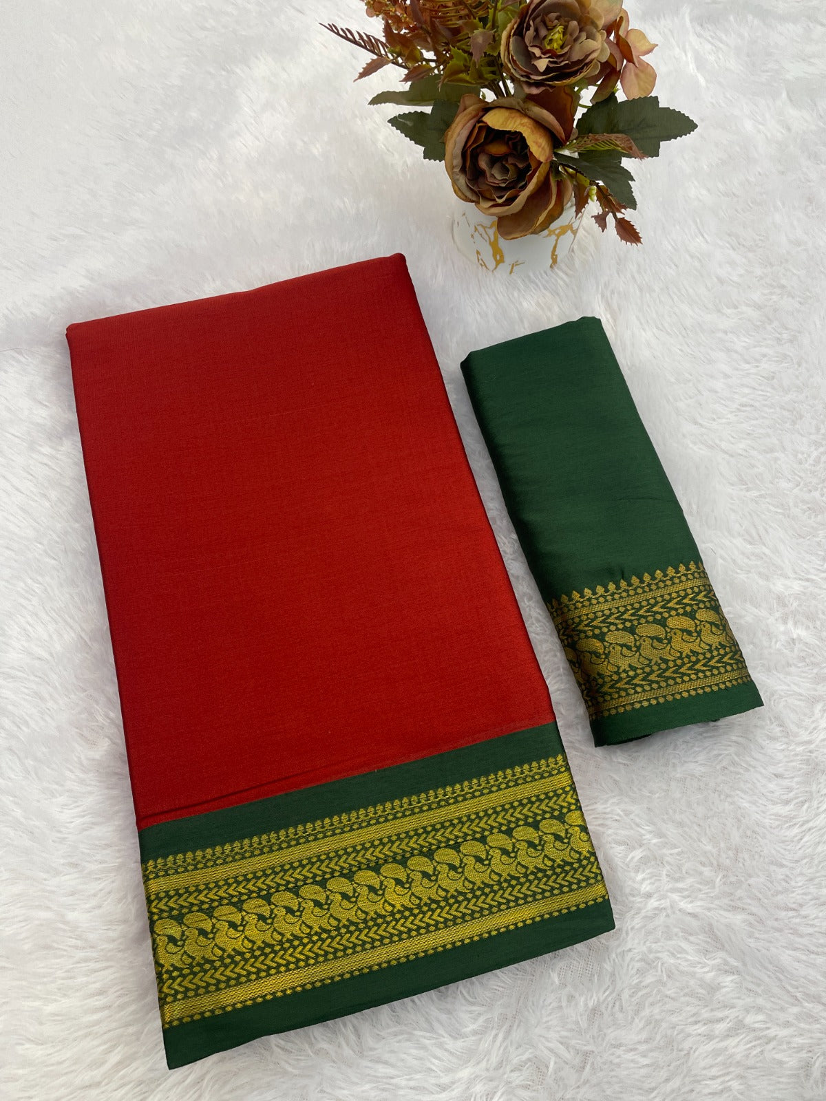 Designer Aura Cotton Saree with Elegant Chitt Pallu & Matching Blouse Piece