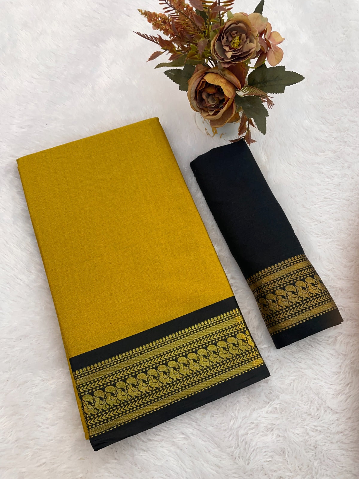 Designer Aura Cotton Saree with Elegant Chitt Pallu & Matching Blouse Piece